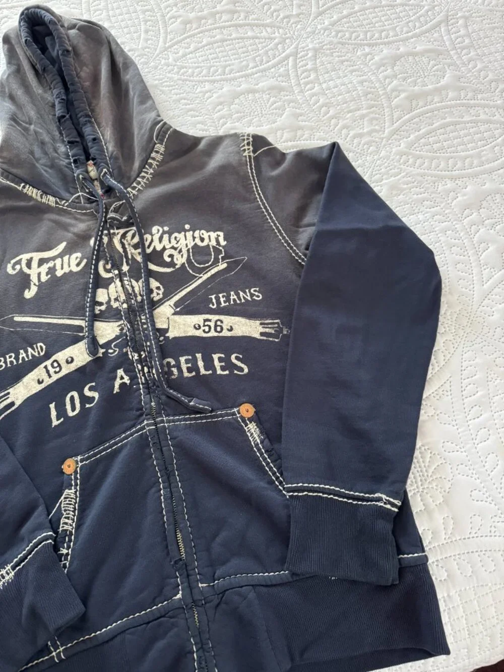 Vintage True Religion Whipstitch Big T Hoodie Switchblade Retail $419 MEDIUM
